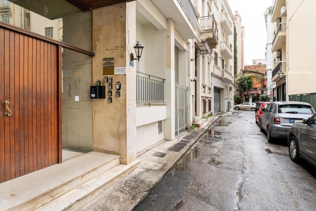 Downtown Cute Apt In The Heart Of Plaka Atene Esterno foto