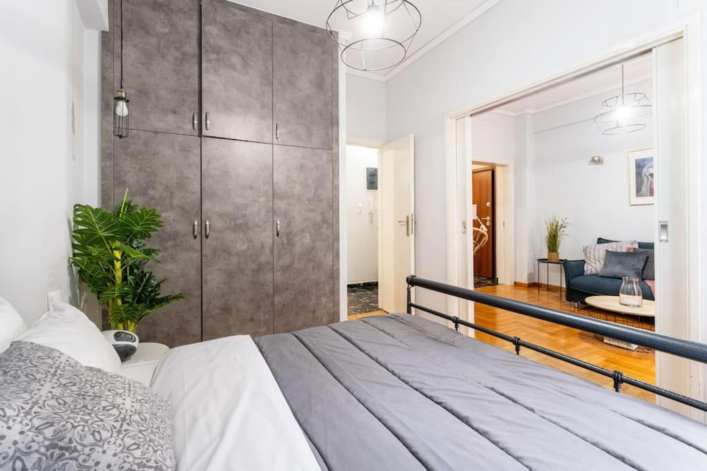 Downtown Cute Apt In The Heart Of Plaka Atene Esterno foto